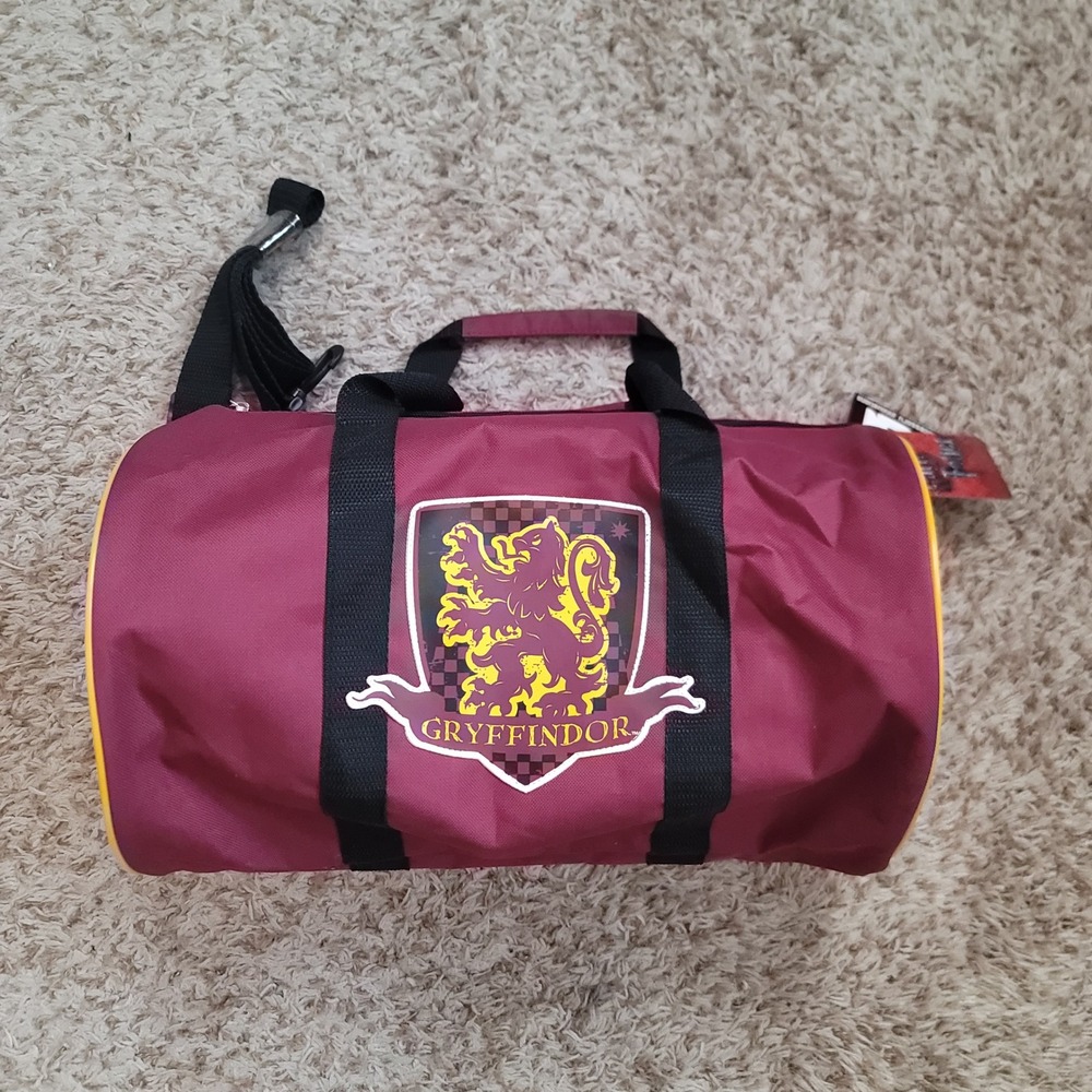 Harry Potter Duffel Bag Unisex OS Burgundy Gryffindor Crest Barrel Travel Bag